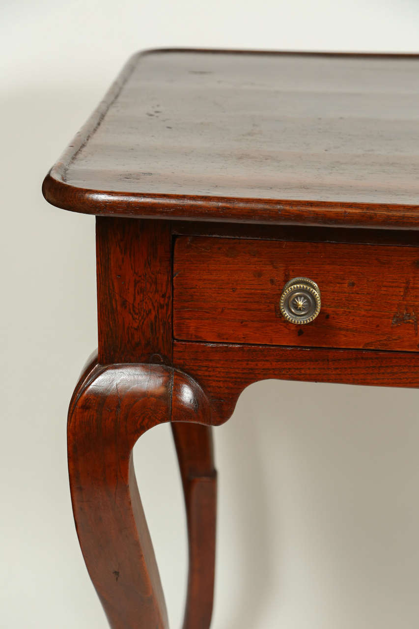 18th Century Portuguese Side Table In Good Condition For Sale In Los Angeles, CA