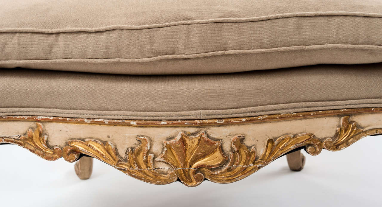 An 18th Century Italian Painted Armchair For Sale 2