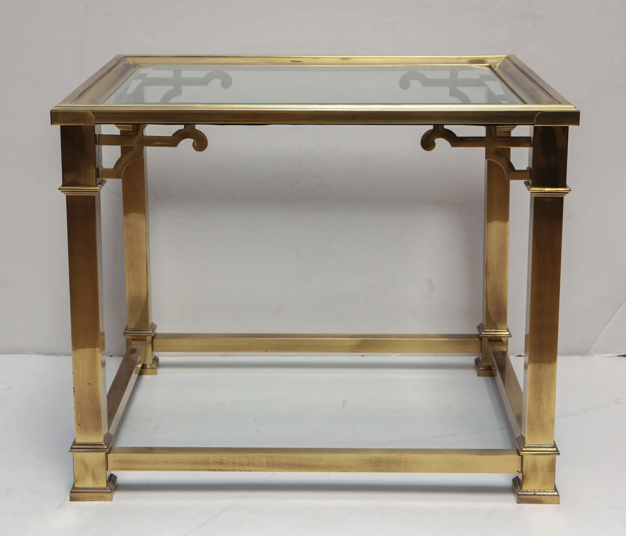 American Vintage Mastercraft Brass Side Table For Sale