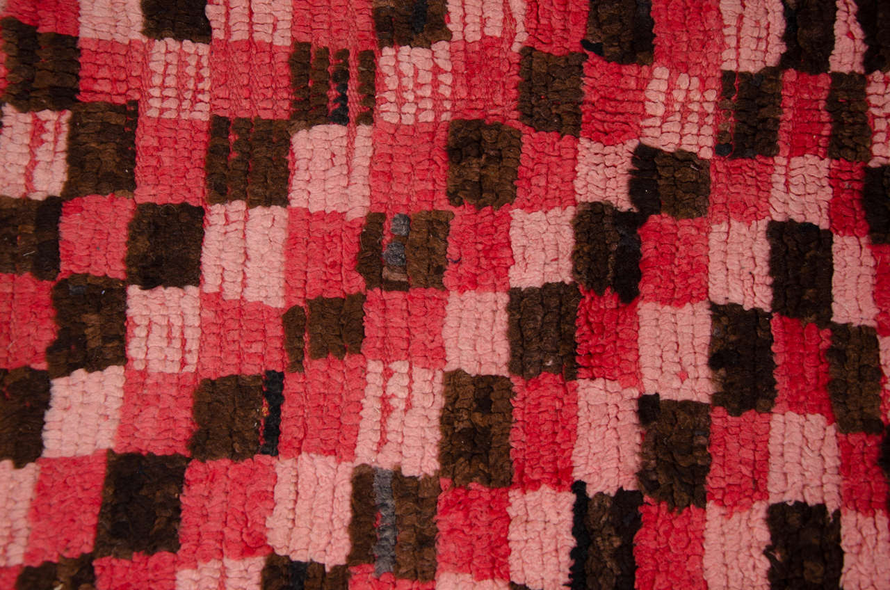 Red and Black Rag Rug In Good Condition In London, GB