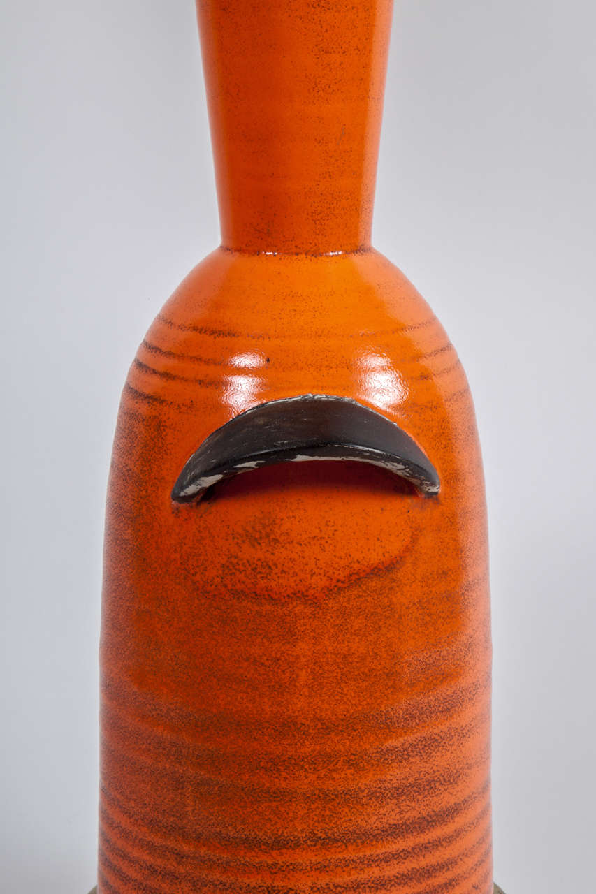 Milieu du XXe siècle Lampe de bureau en poterie orange Raymor en vente