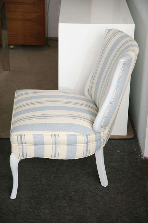 Wood Hamptons Decorators Side Chairs For Sale