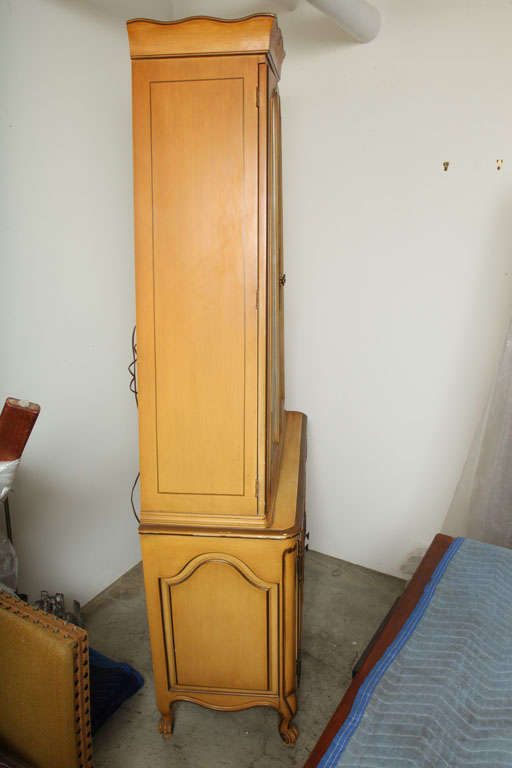 Mid-20th Century American Painted Wood and Glass Door Vitrine For Sale