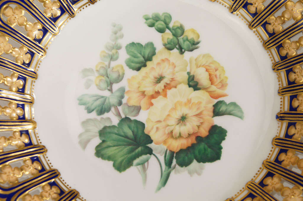 19th C Minton Hand Painted Botanical Pierced Rim Dessert Service For Sale 2