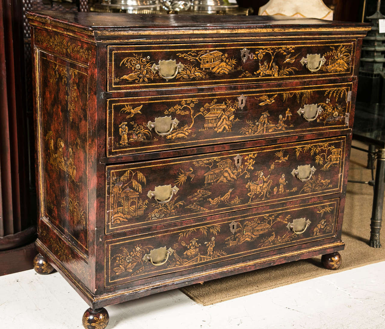 Early 18th C English Chest of Drawers with Japaned Decoration 5
