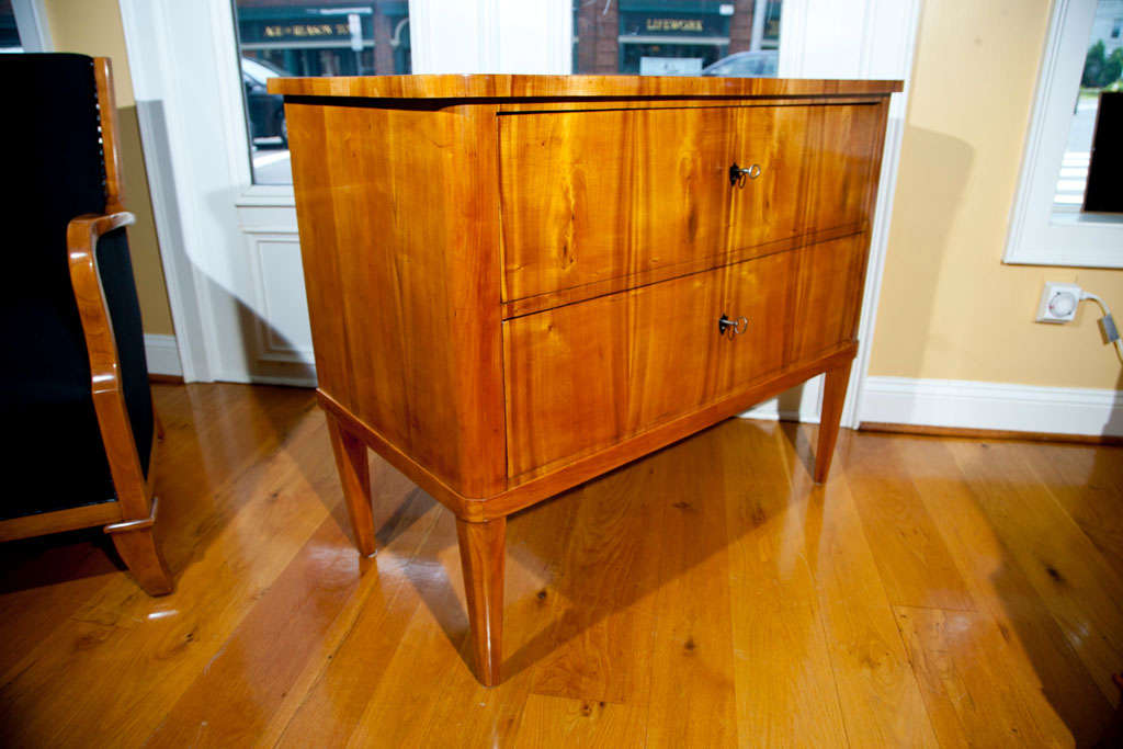 Cherry 19th century Biedermeier Chest of Drawers