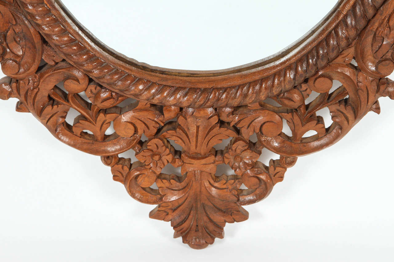Carved Wood Oval Mirror In Excellent Condition In Pasadena, CA