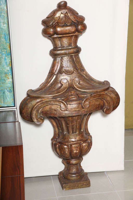 Carved Monumental Italian Neoclassic Giltwood Wall Urn For Sale
