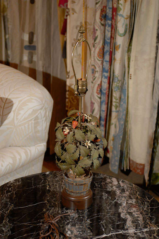 Vintage Strawberry Tole Lamp