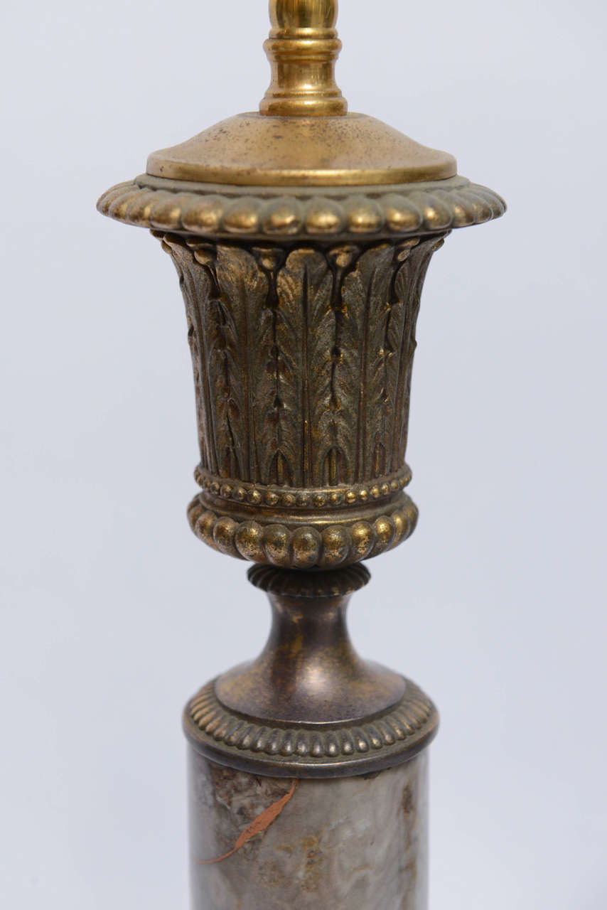 Early 20th Century Pair of Marble and Bronze Column Table Lamps 3