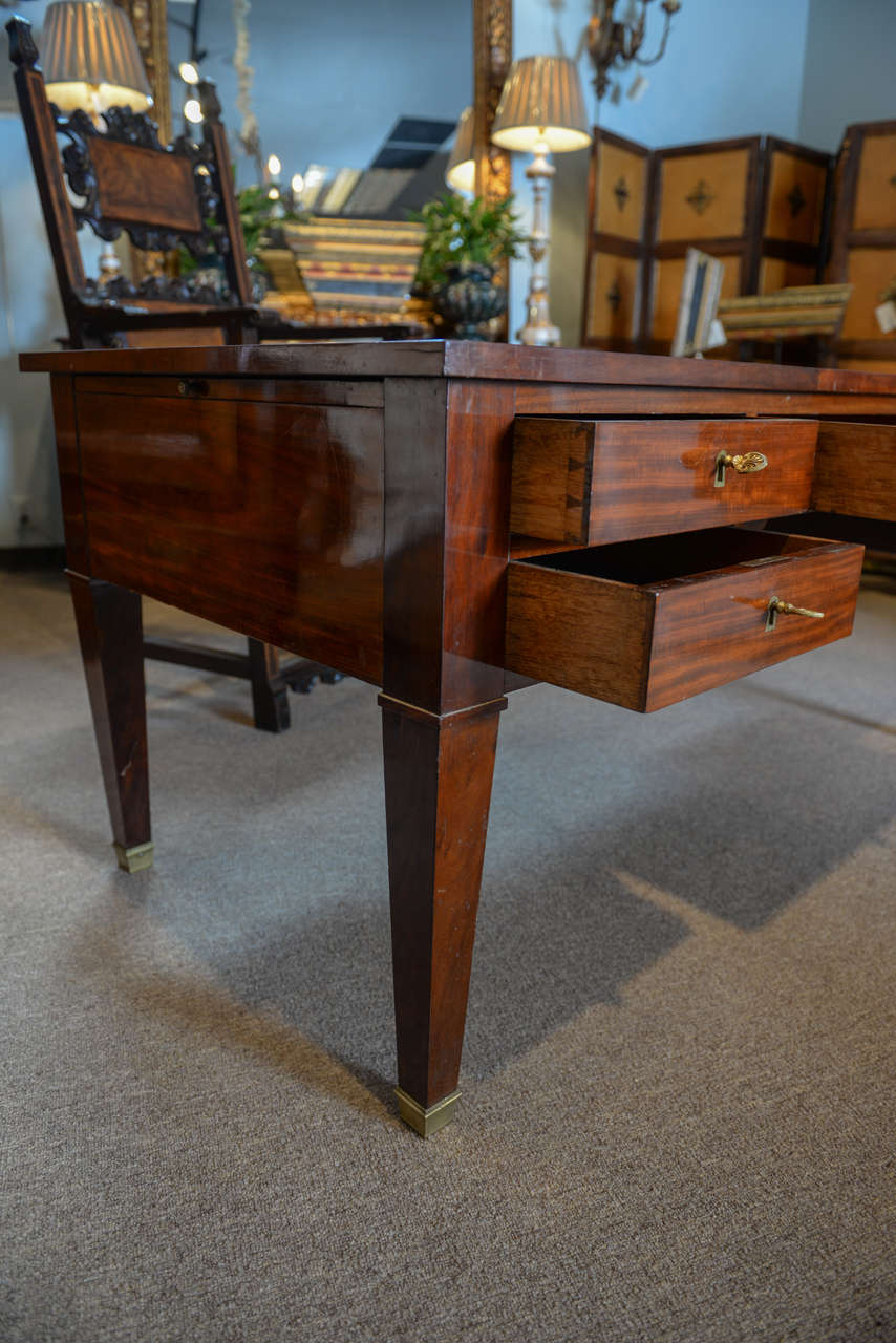 Period Restoration Desk In Mahogany with Slides at Both Ends In Good Condition In Atlanta, GA