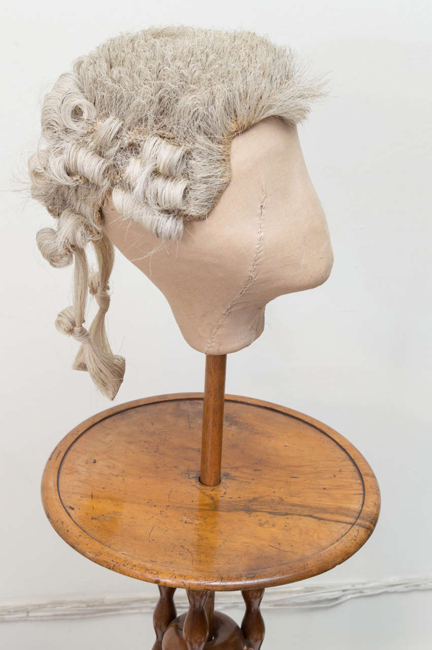 19th c. English William IV Wig  Stand With Wig In Good Condition For Sale In San Francisco, CA