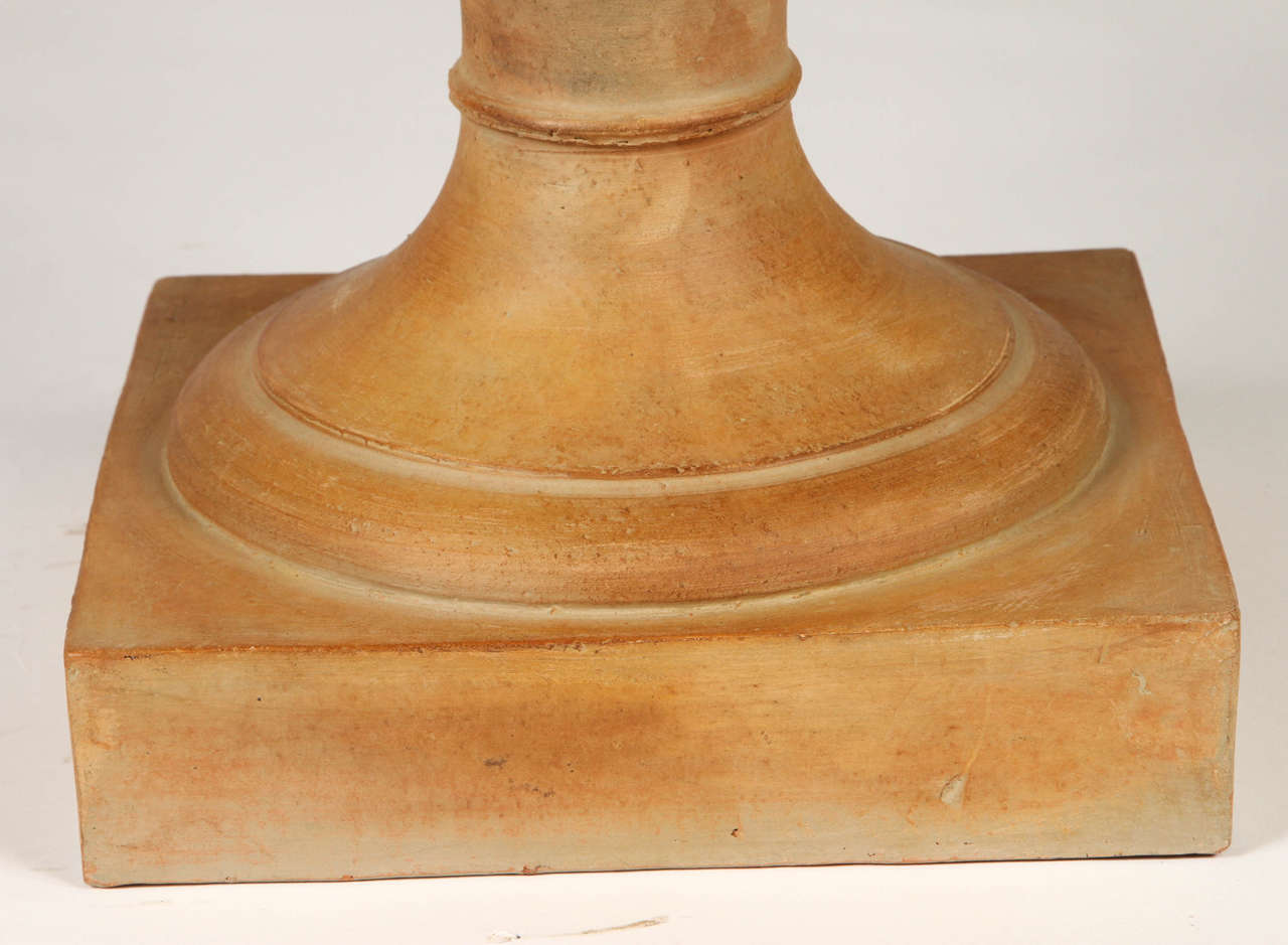 Pair of Neoclassical Style Terracotta Urns In Good Condition In Los Angeles, CA