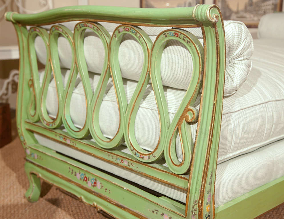 Painted Italian Style Daybed 3