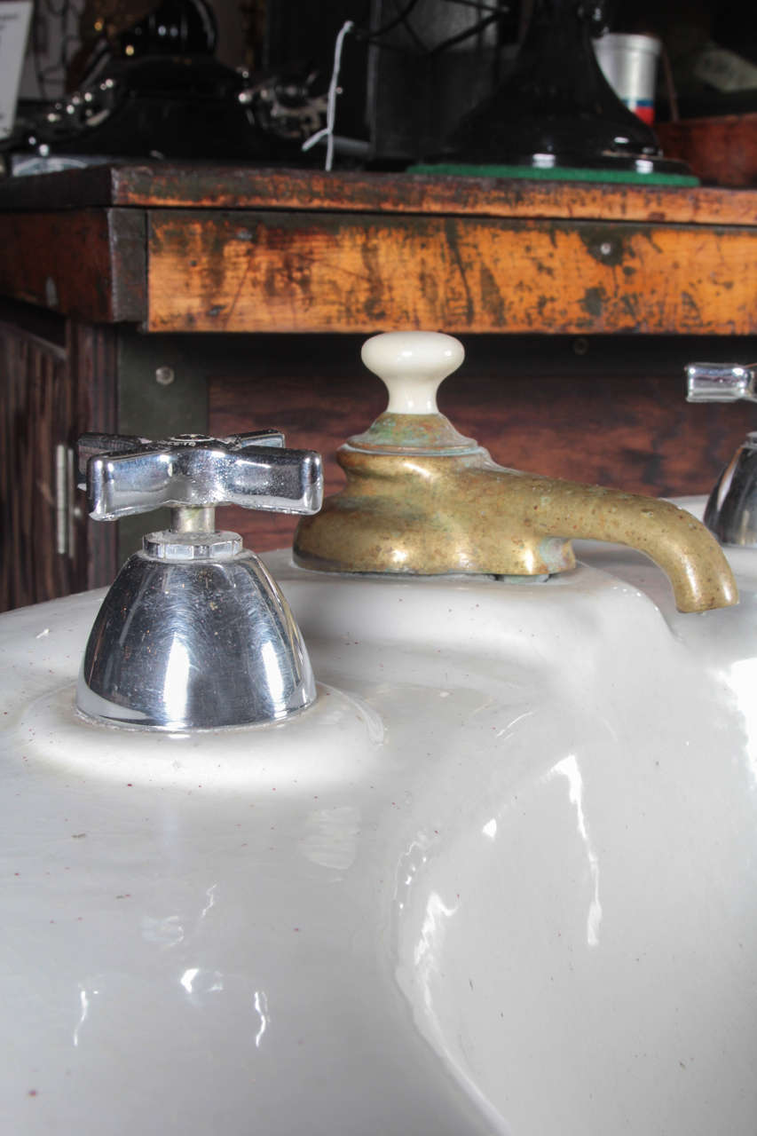 sinks in the 1800s