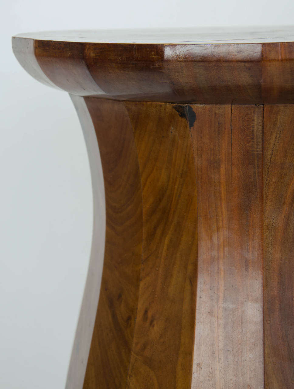Wood Pair of North European Mahogany Pedestals For Sale