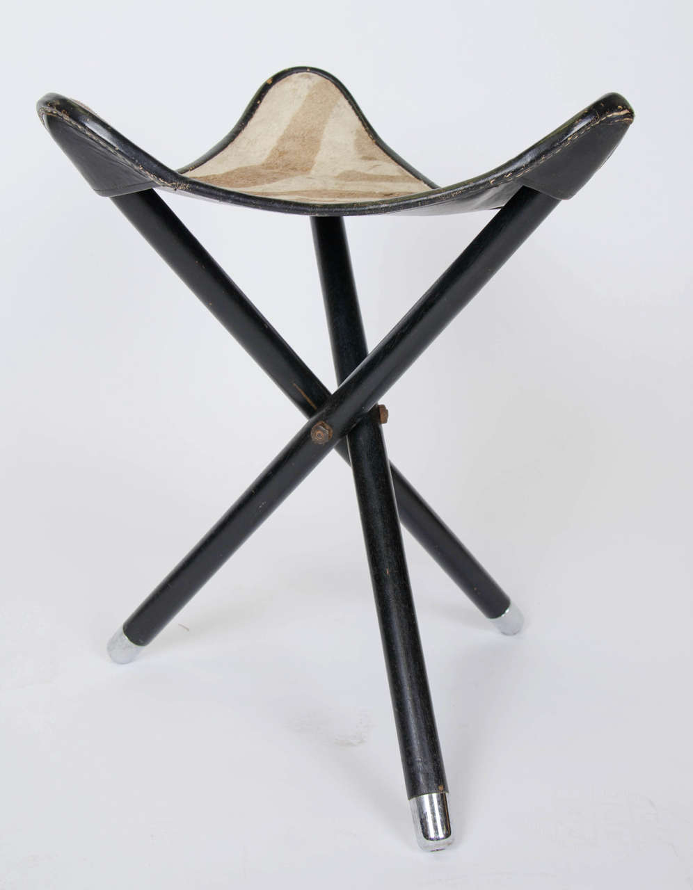 Pair of 1950s French Folding Safari Stools with Zebra Hide Seats In Good Condition In London, GB