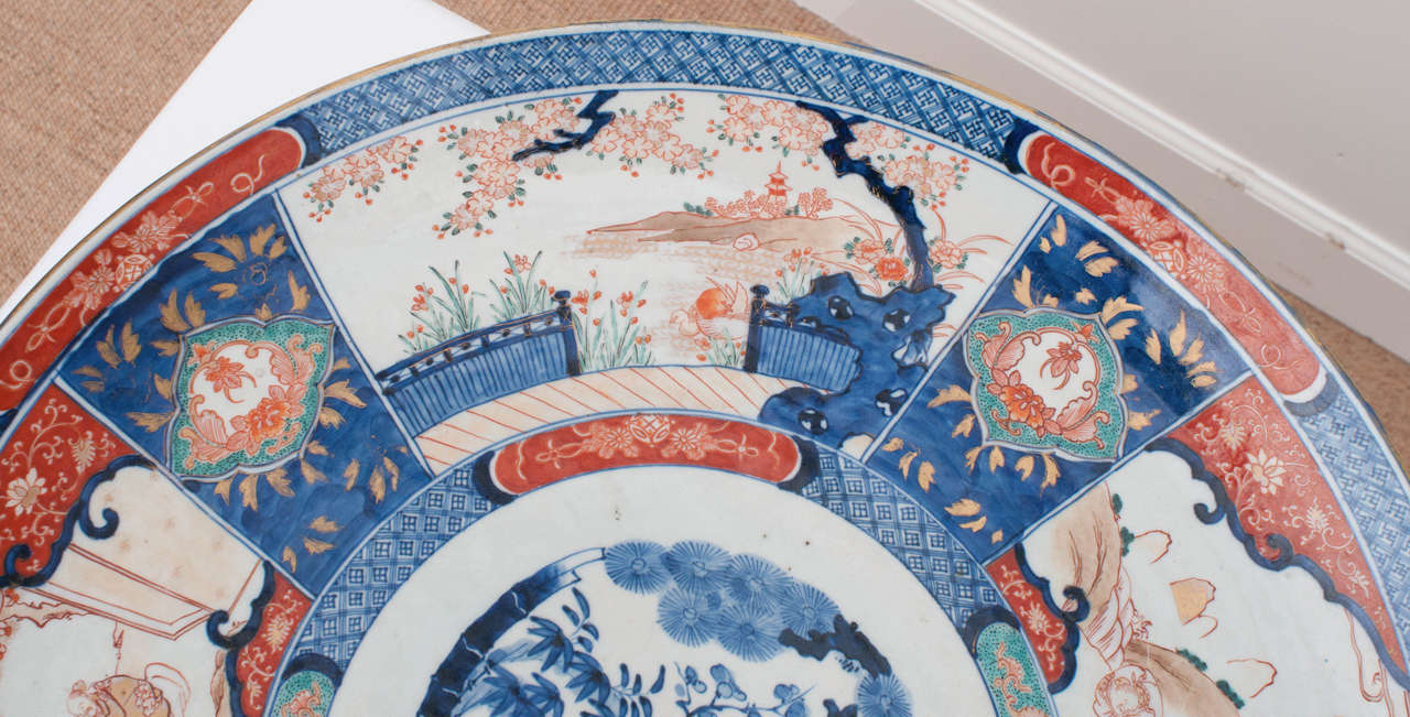 Japanese Imari Porcelain Charger, circa 1880, Meiji For Sale 2