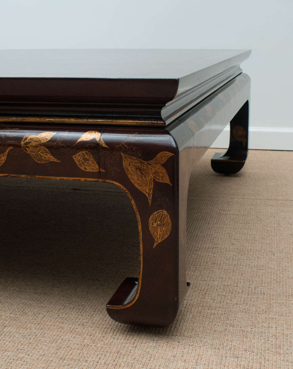 20th Century Rose Tarlow Chinese Ming Style Gilt Lacquer Coffee Table For Sale