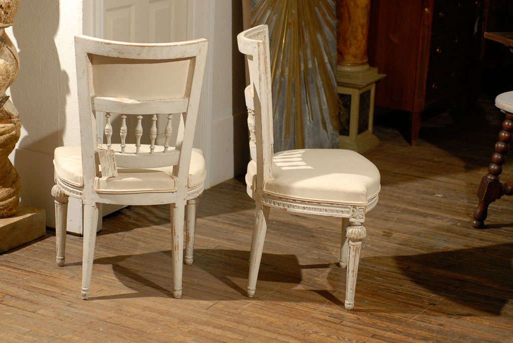 Pair of Swedish Late 18th Century Period Gustavian Painted Wood Side Chairs 4