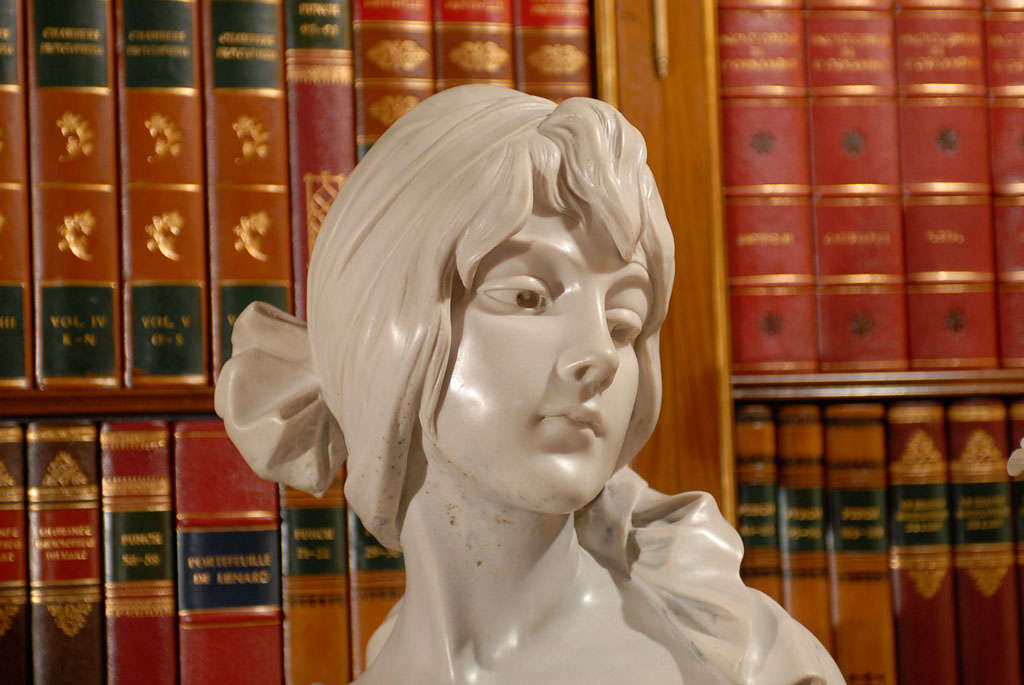 Hand Carved Marble Bust of Female In Excellent Condition For Sale In Atlanta, GA