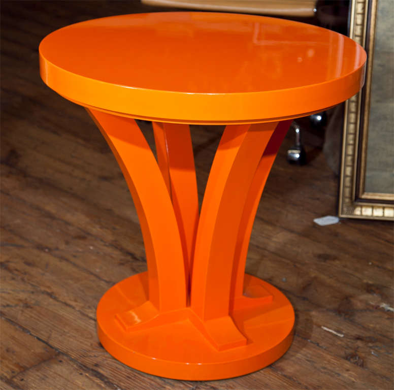 PAIR ROUND MID CENTURY SOFA TABLES LACQUERED IN ORANGE
EXCELLENT CONDITION-- WE HAVE 8 AVAILABLE,