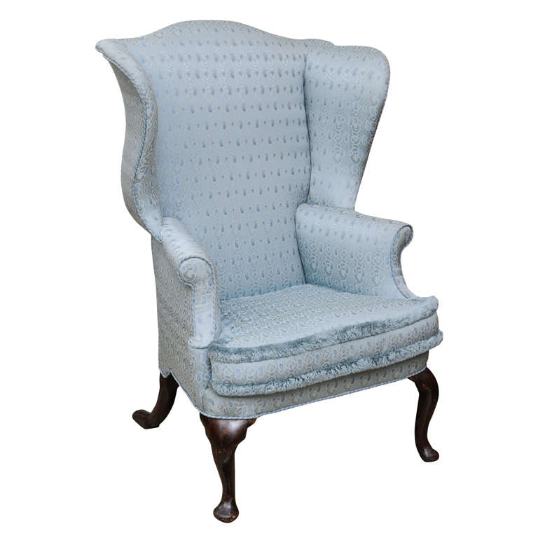 Queen Anne  Easy, Wing, Lounge Arm Chair, Walnut, 18th Century For Sale