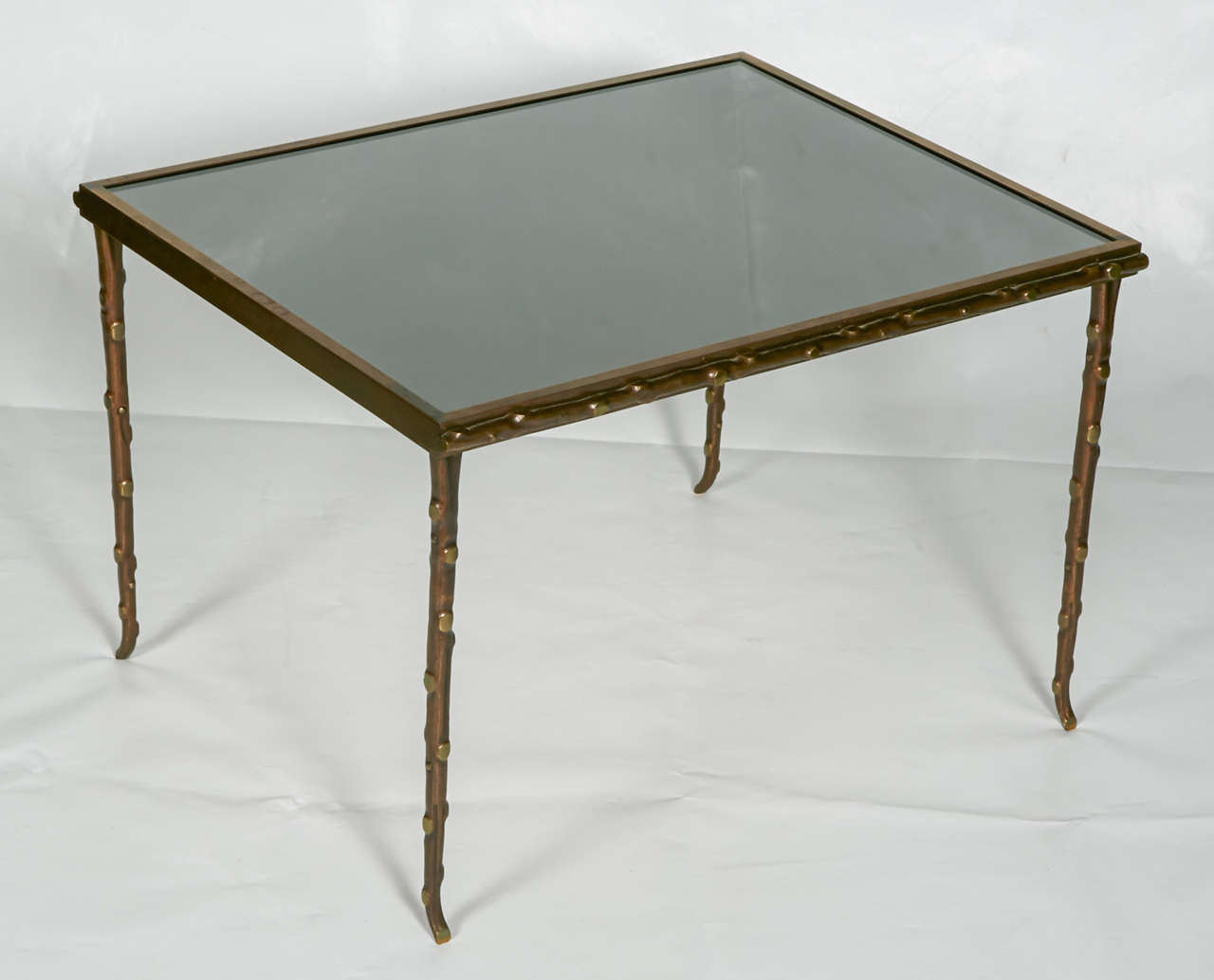 1960's Coffee Table in Bronze Patine In Excellent Condition For Sale In Paris, FR