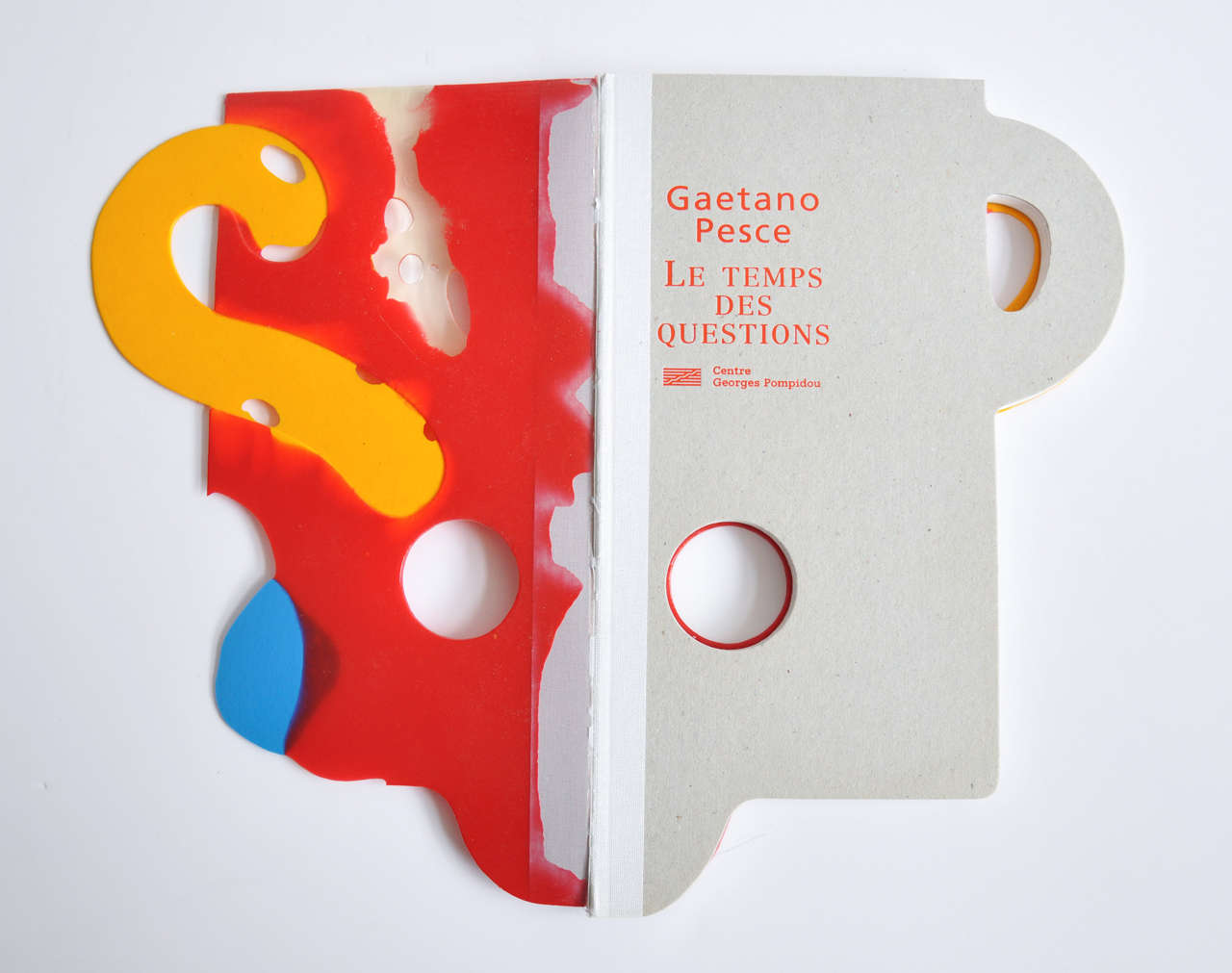 1996 Gaetano Pesce Exhibition Catalogue with Resin Cover For Sale 2