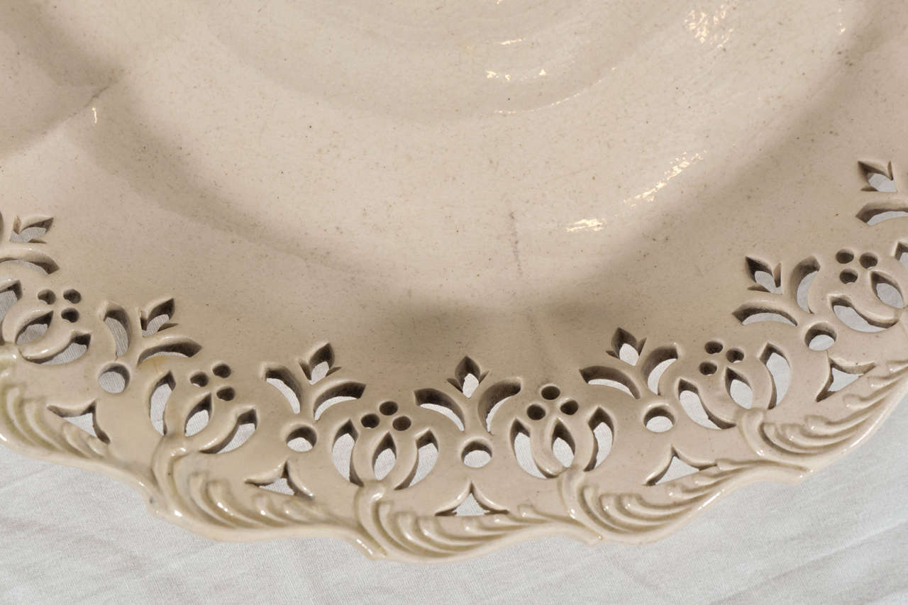 Glazed Pair of 18th Century Reticulated Leeds Pottery Creamware Dishes
