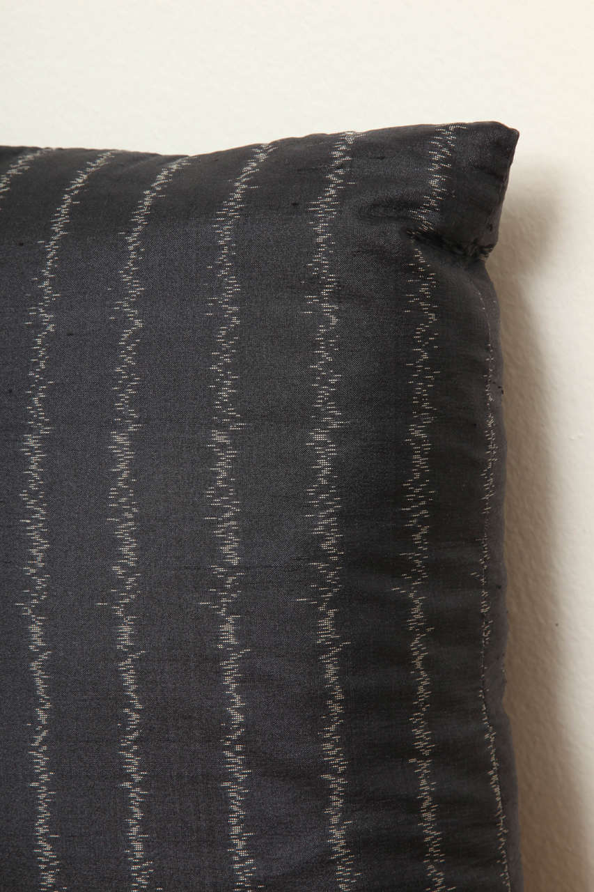 Pair of Handwoven Thai Silk Pillows For Sale at 1stdibs