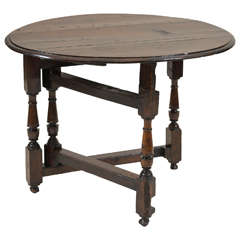 Early 18th Century English Oak Coaching Table