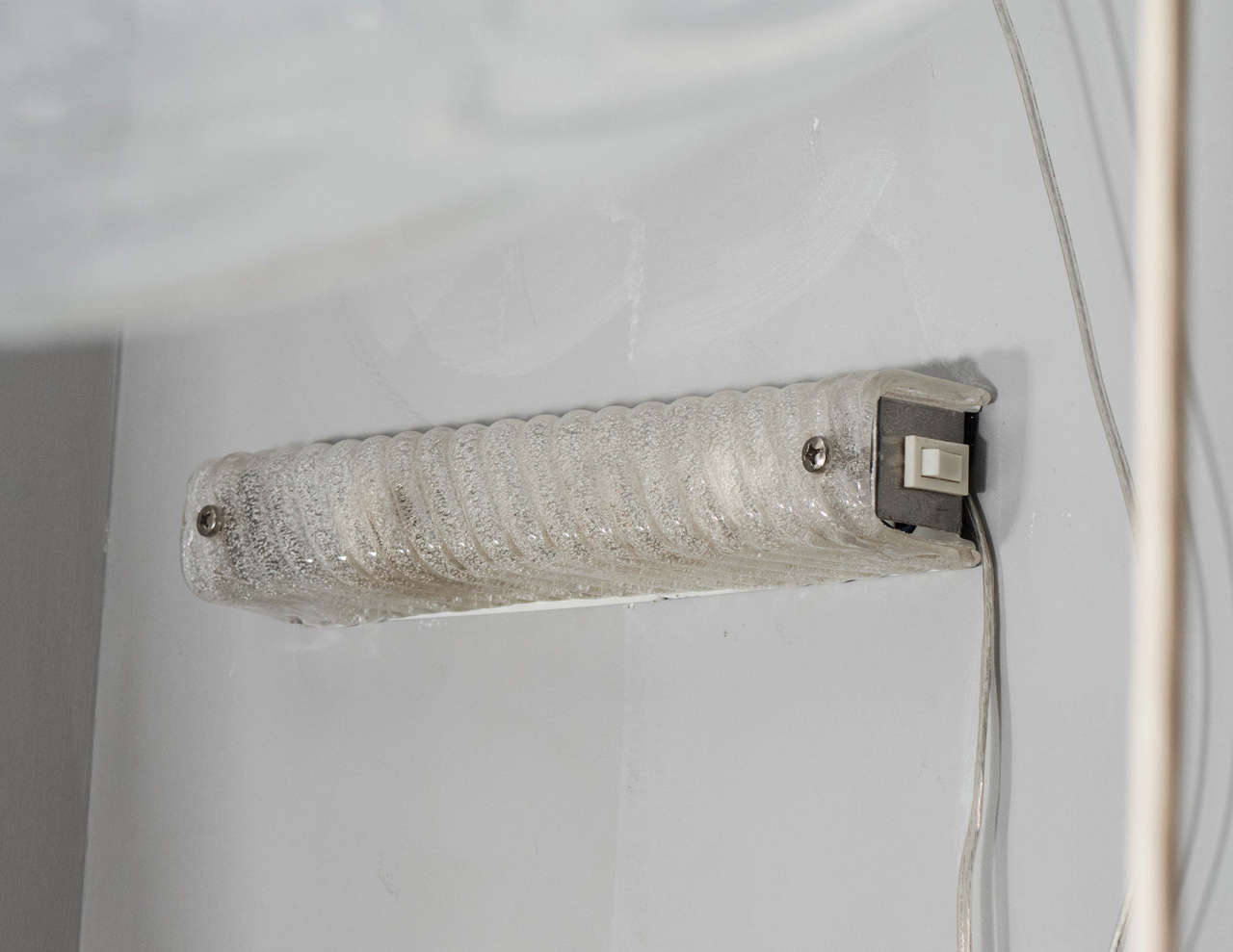 1950s Rope Twist Glass Vanity Light For Sale at 1stdibs