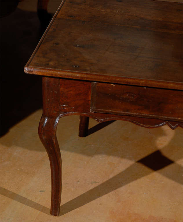 18th Century Walnut Coffee Table Louis XV 5