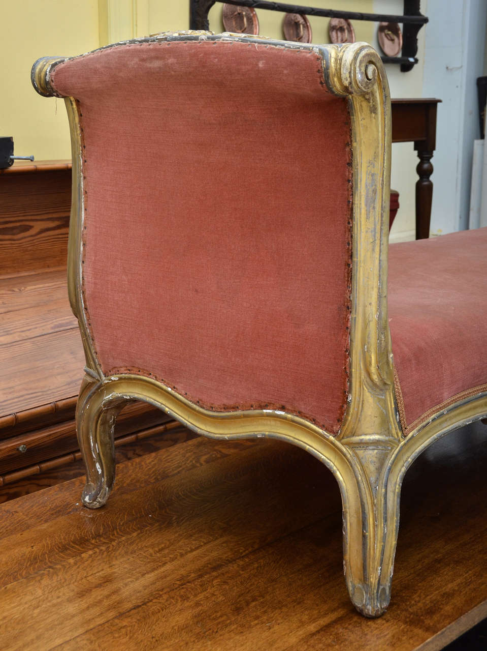 French Gilt Louis XV Style Chaise Longue 1