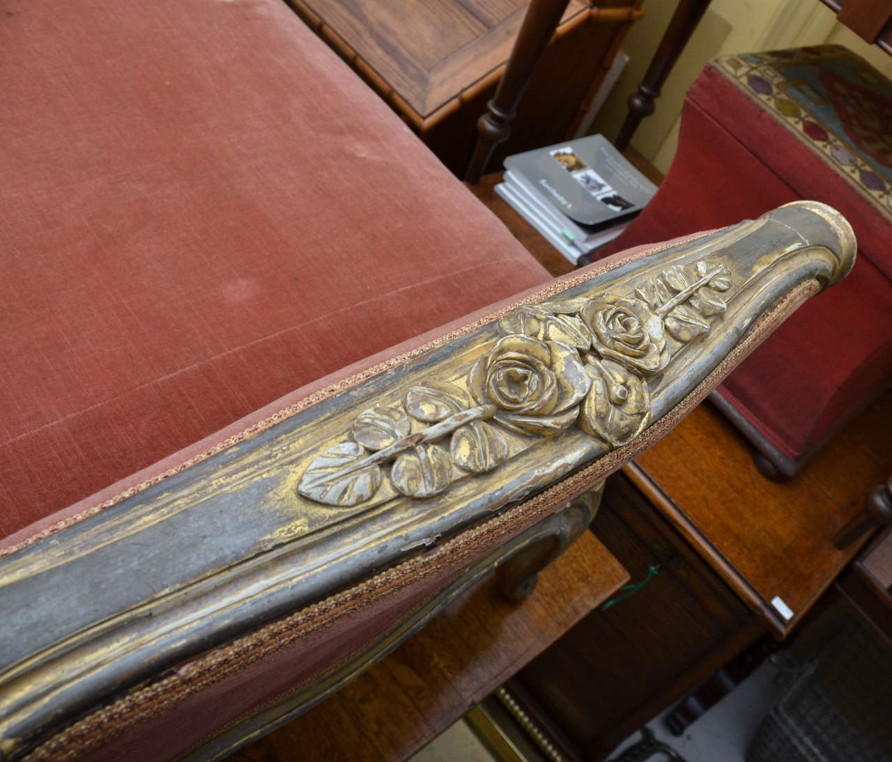 French Gilt Louis XV Style Chaise Longue 3