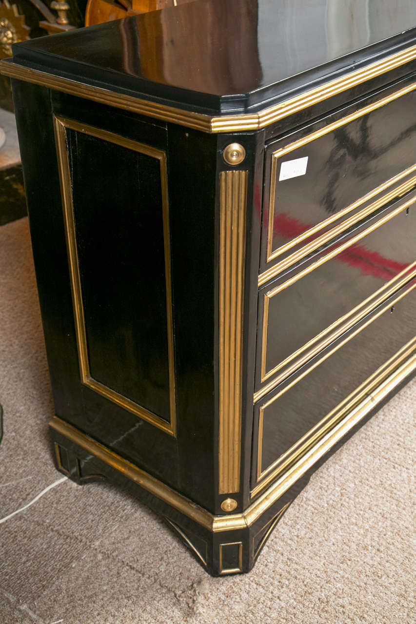 Russian Neoclassical Style Ebonized Commode / Chest of Drawers / Cabinet 19th C. In Good Condition In Stamford, CT