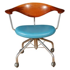 La chaise pivotante de Hans Wegner