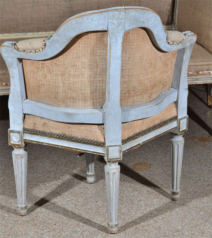 French Charming Small Original Chair In Good Condition For Sale In Houston, TX