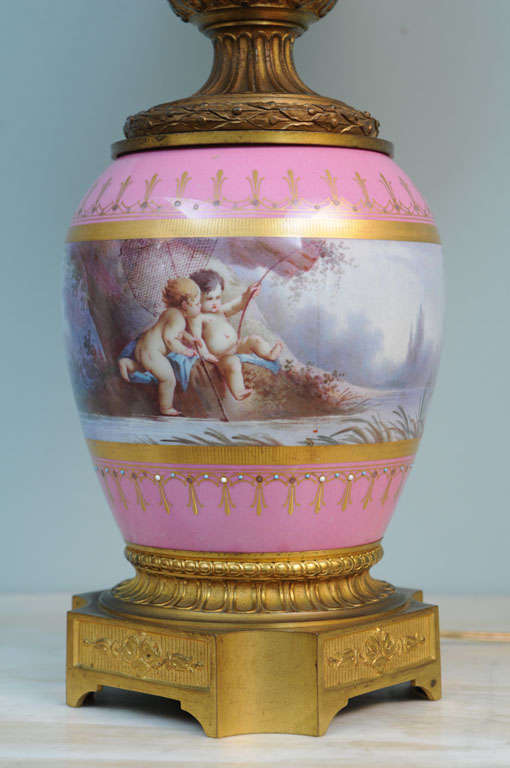Pair of Pink Sevres Porcelain Lamps with Cupids, circa 1850 For Sale 1