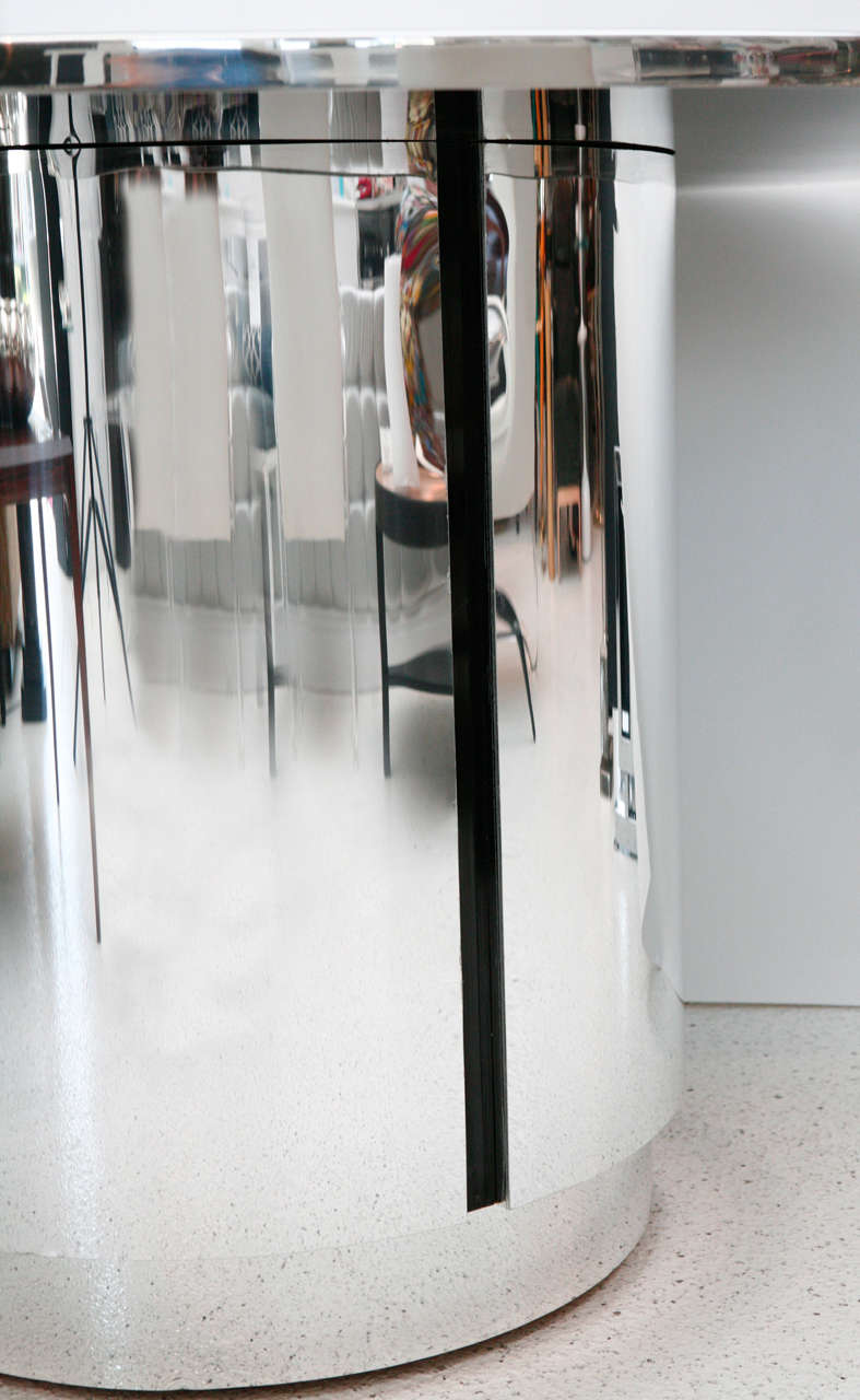 Round Black Glass and Chrome Pedestal Table 2