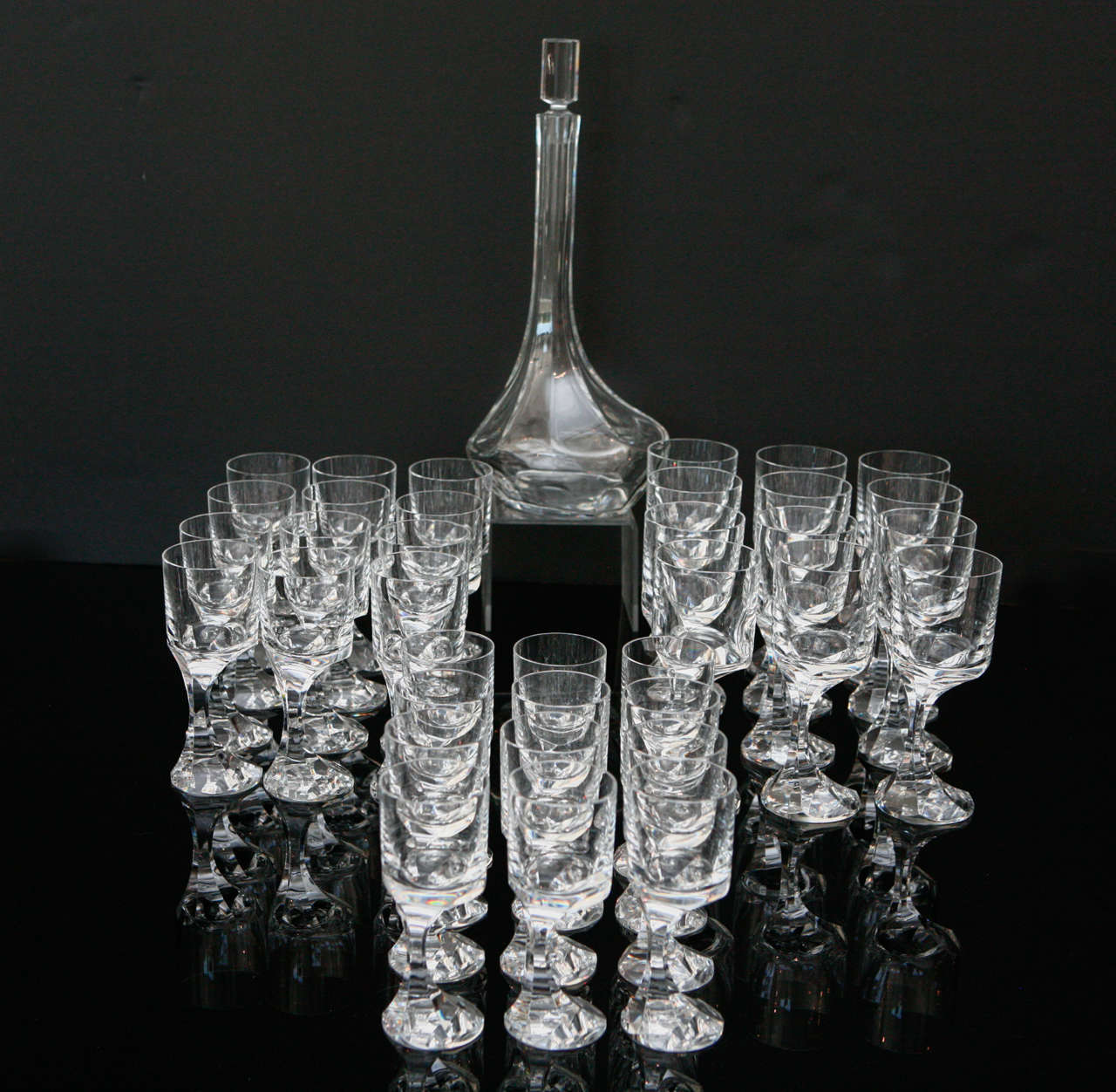 A chic set of Baccarat 