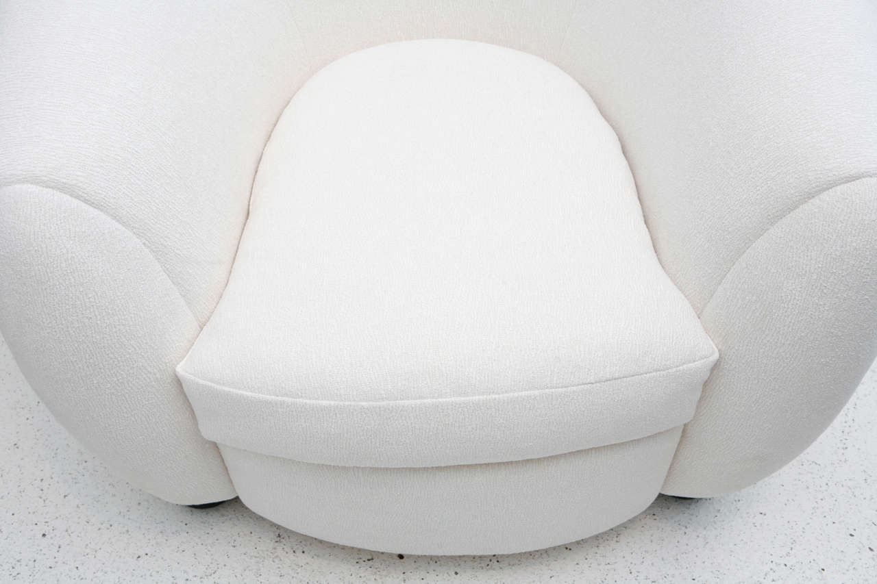 polar bear armchair