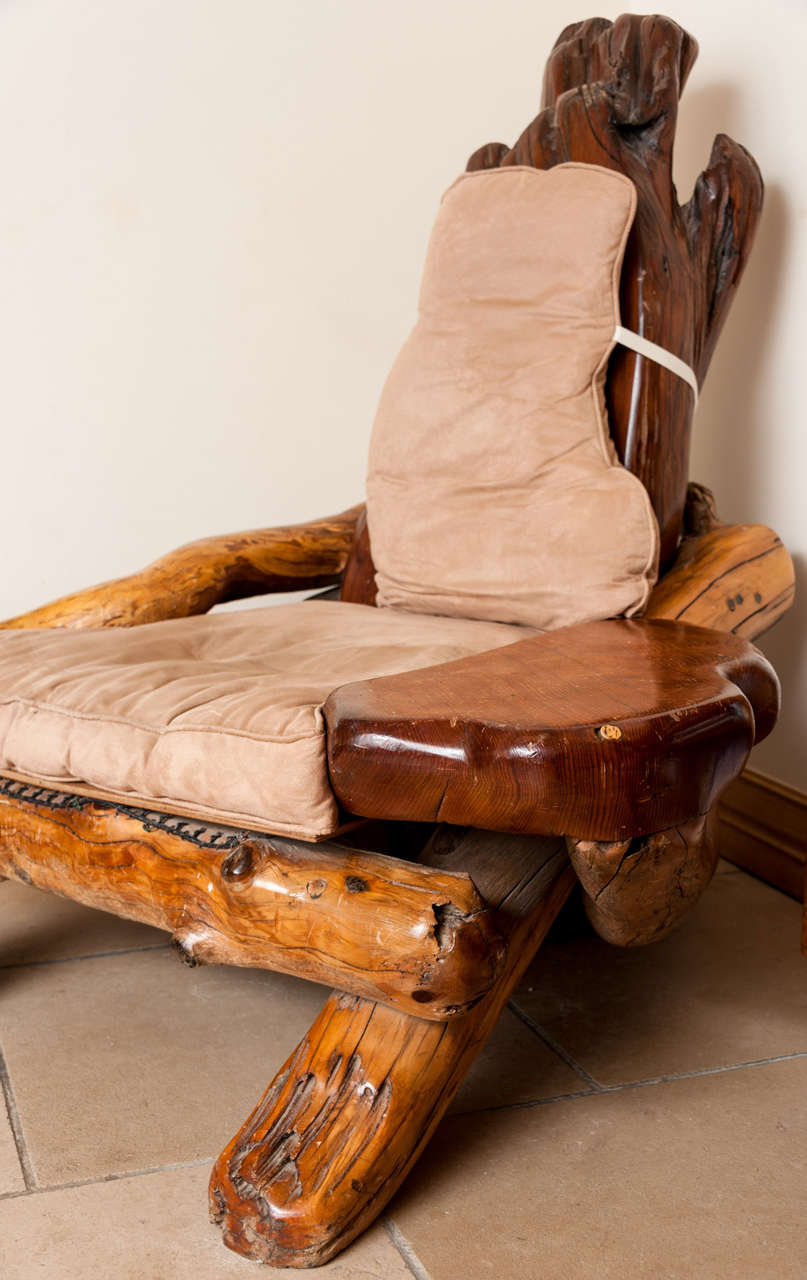 American Lounge chair in Redwood, USA circa 1970 For Sale