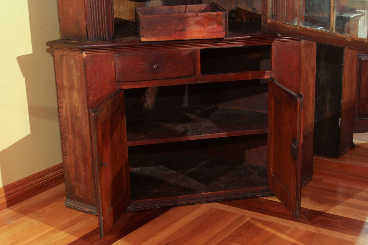 American 18th Century Corner Cupboard For Sale 1