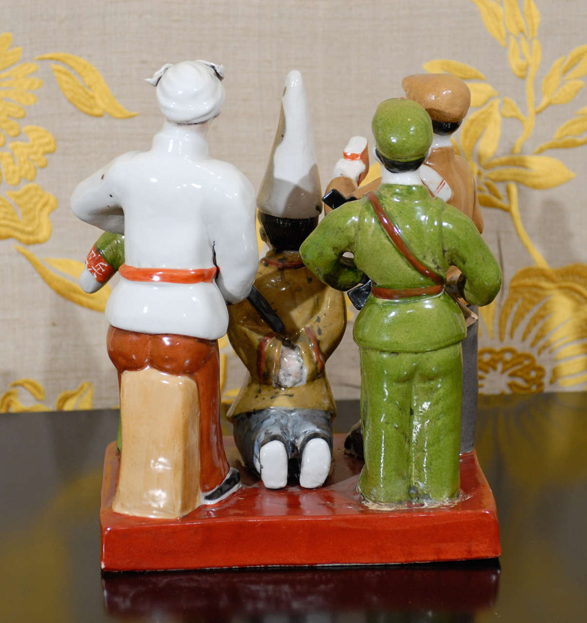 Chinese Figures in Porcelain Circa 1950 For Sale 3