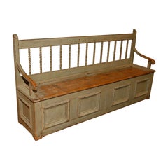 Long Green Canadian Bench with Spinles and Storage