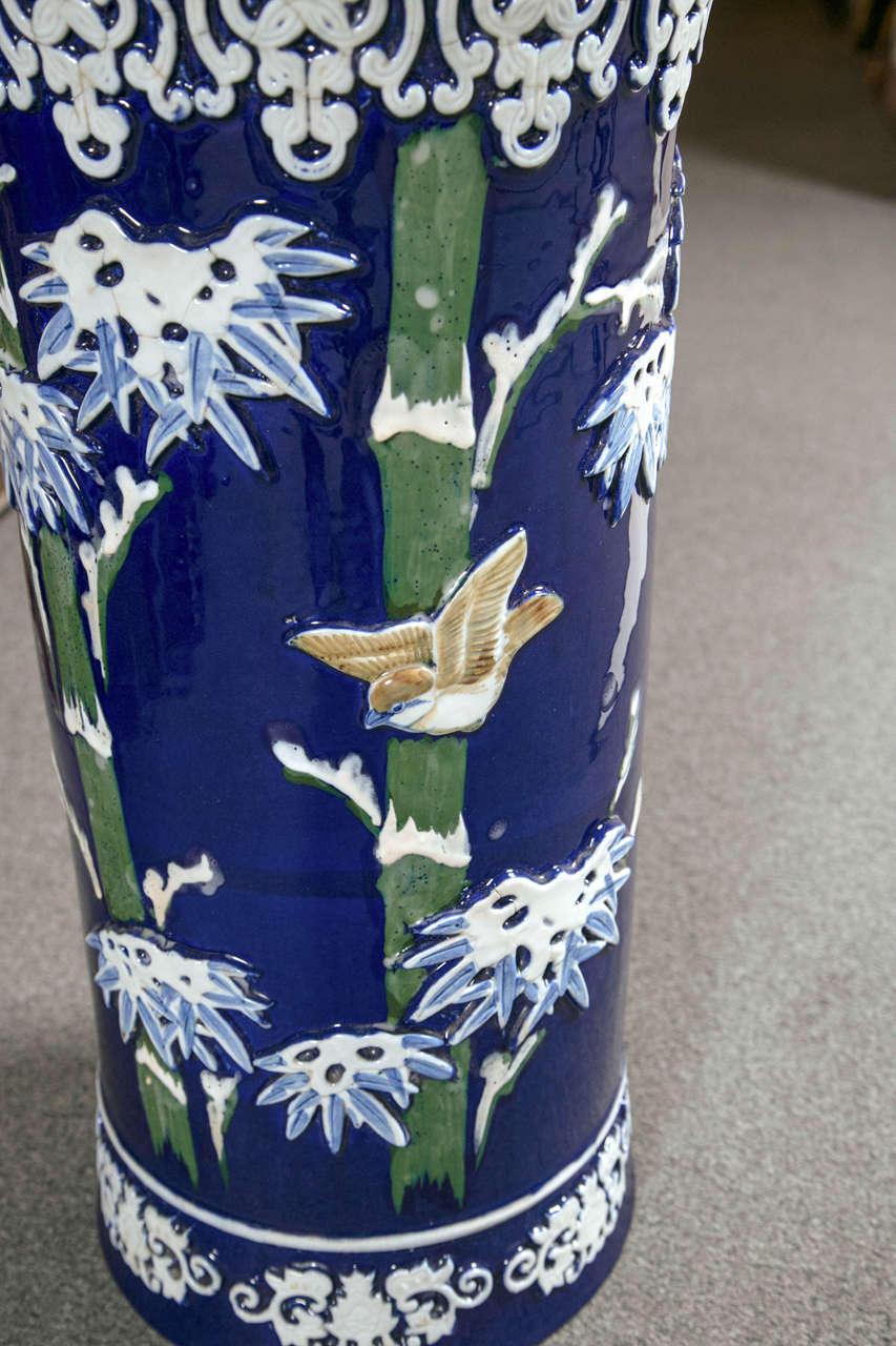 Japanese Ceramic Porcelain Umbrella or Cane Stand In Good Condition For Sale In Stamford, CT