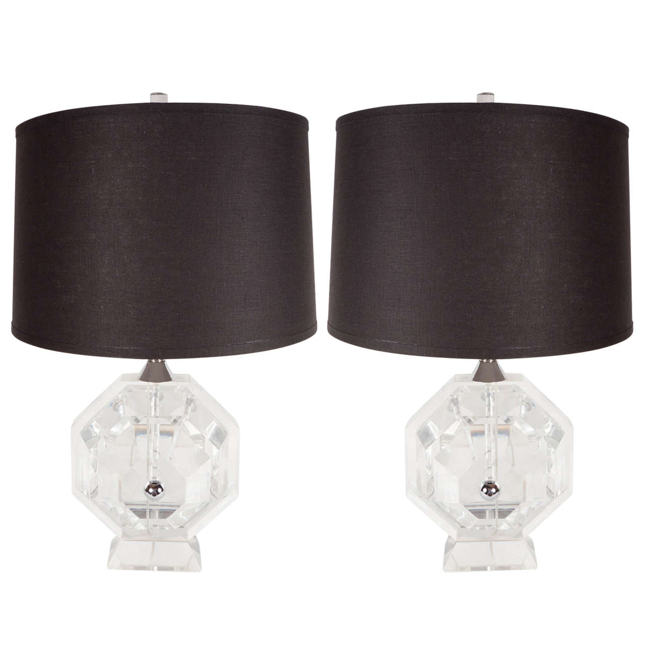Magnificent Pair of Mid-Century Modernist Lucite Table Lamps by Prismatiques