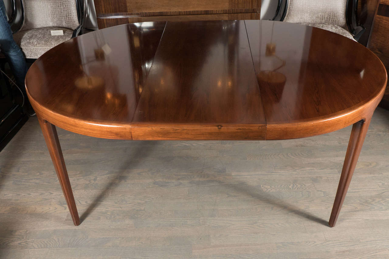 Mid-Century Modernist Extension Dining Table in the Manner of  Vladimir Kagan 1
